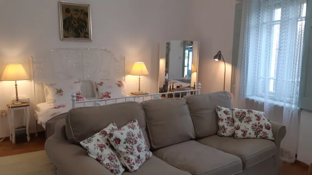 Vintage Holiday Home